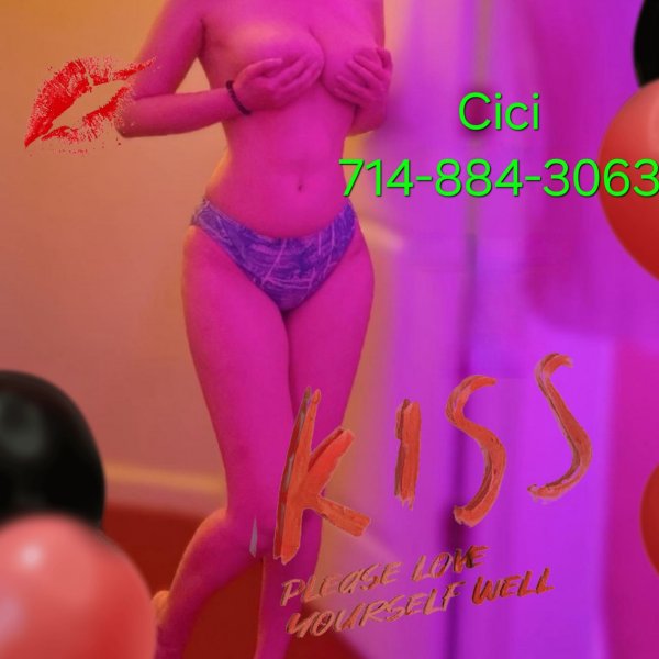  is Female Escorts. | Orange County | California | United States | scarletamour.com 