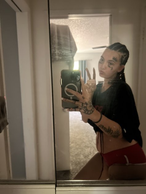  is Female Escorts. | Cleveland | Ohio | United States | scarletamour.com 