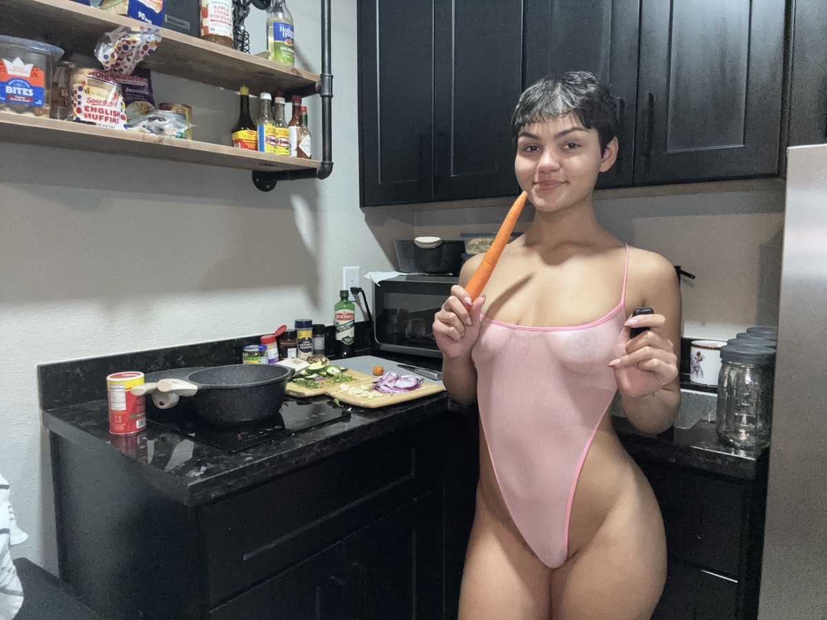  is Female Escorts. | Honolulu | Hawaii | United States | scarletamour.com 