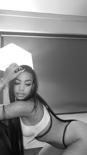  is Female Escorts. | Denver | Colorado | United States | scarletamour.com 