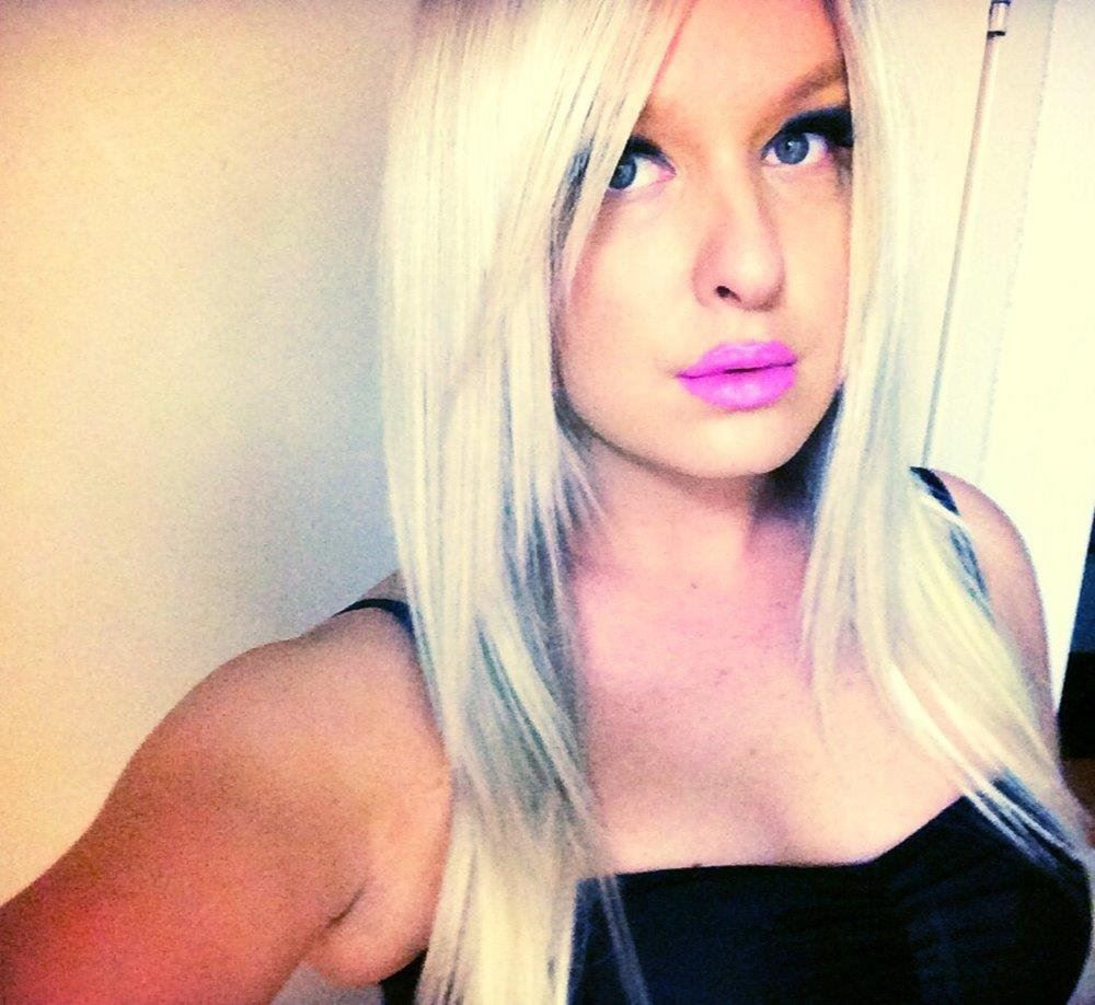 TS Australian bombshell is Female Escorts. | Hobart | Australia | Australia | scarletamour.com 
