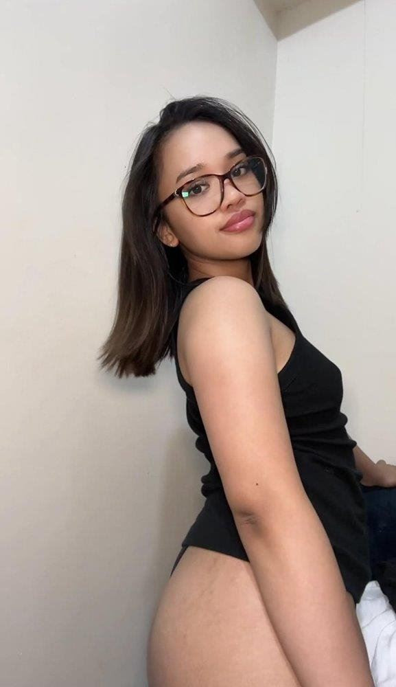 Reza is Female Escorts. | Adelaide | Australia | Australia | scarletamour.com 