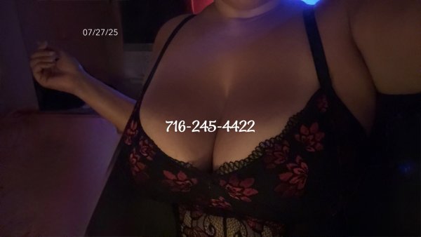  is Female Escorts. | Buffalo | New York | United States | scarletamour.com 