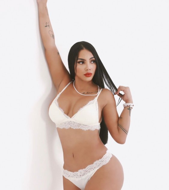  is Female Escorts. | Queens | New York | United States | scarletamour.com 