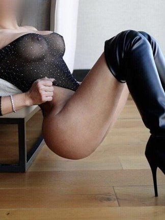 Luna is Female Escorts. | Perth | Australia | Australia | scarletamour.com 