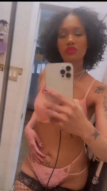  is Female Escorts. | Queens | New York | United States | scarletamour.com 