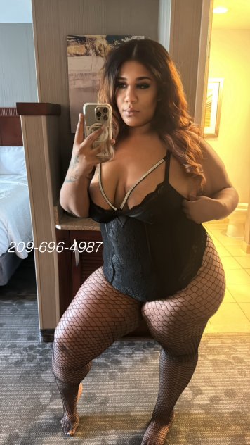  is Female Escorts. | Bakersfield | California | United States | scarletamour.com 