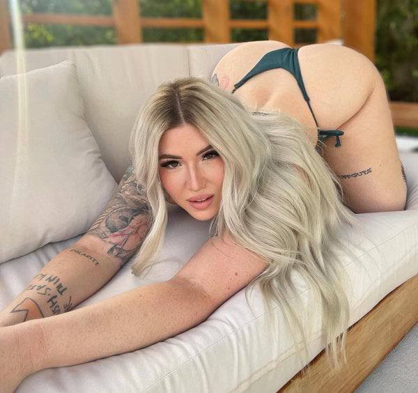  is Female Escorts. | Modesto | California | United States | scarletamour.com 
