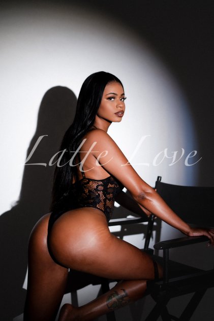 is Female Escorts. | Lexington | Kentucky | United States | scarletamour.com 
