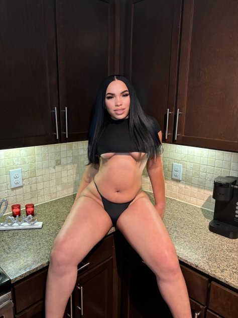  is Female Escorts. | Miami | Florida | United States | scarletamour.com 