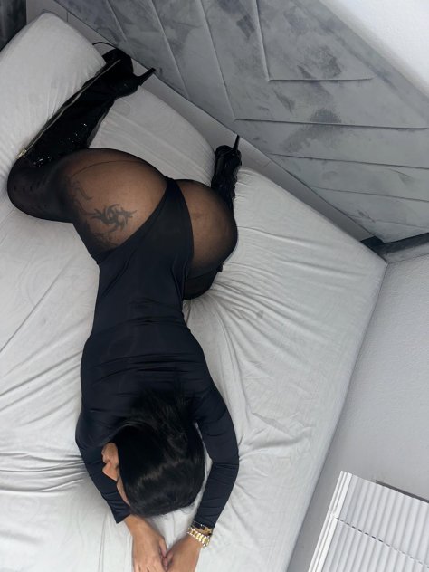  is Female Escorts. | Fort Myers | Florida | United States | scarletamour.com 
