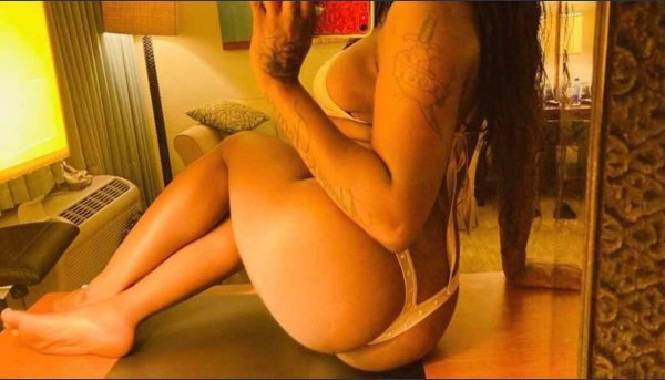  is Female Escorts. | Detroit | Michigan | United States | scarletamour.com 
