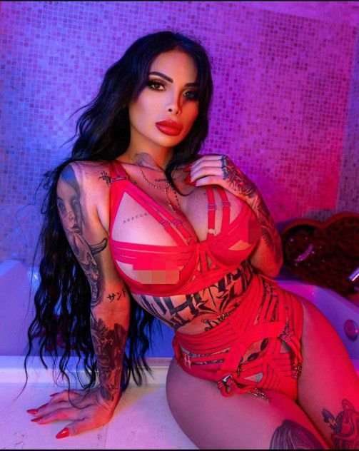  is Female Escorts. | Bakersfield | California | United States | scarletamour.com 