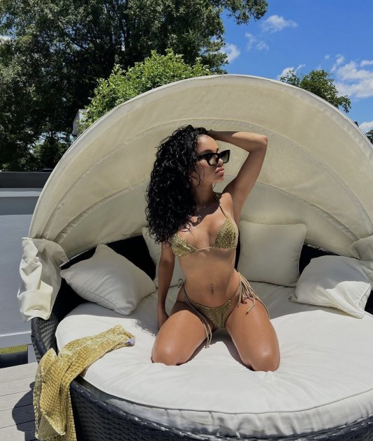  is Female Escorts. | San Diego | California | United States | scarletamour.com 