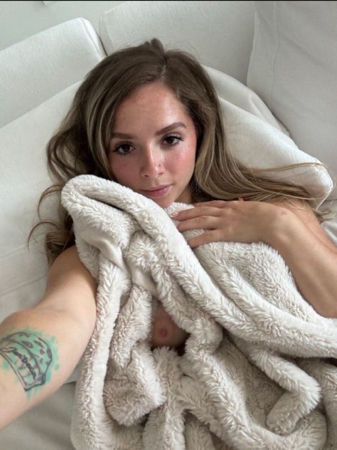  is Female Escorts. | Bronx | New York | United States | scarletamour.com 