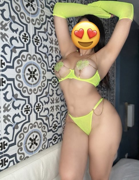  is Female Escorts. | New York / Manhattan | New York | United States | scarletamour.com 