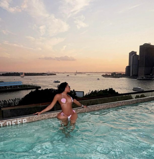  is Female Escorts. | Philadelphia | Pennsylvania | United States | scarletamour.com 
