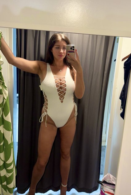  is Female Escorts. | columbus | Ohio | United States | scarletamour.com 